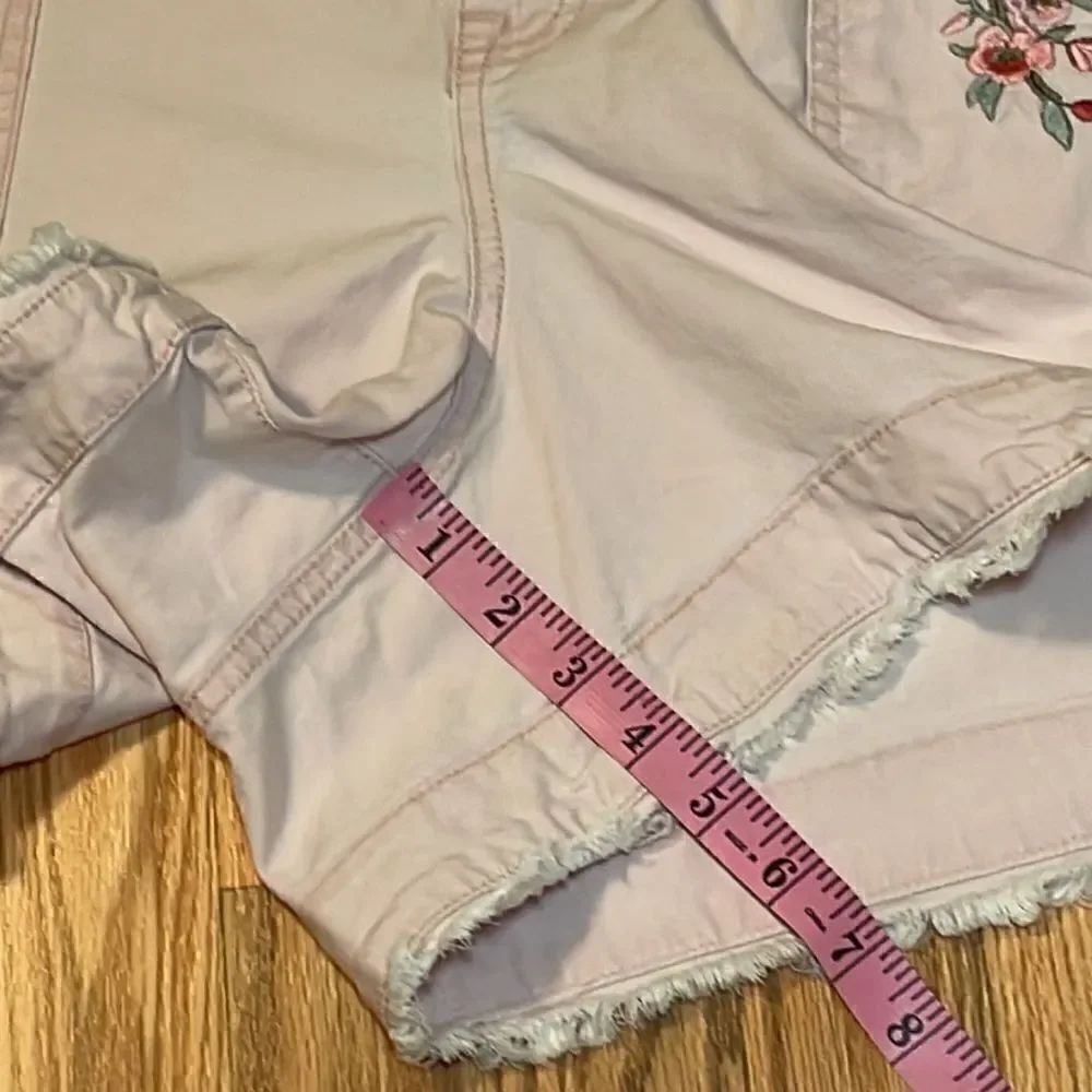 Lane Bryant Coquette Y2K  Pink Embroidered Stretchy Shorts, comfort waist, 20 - Picture 3 of 8